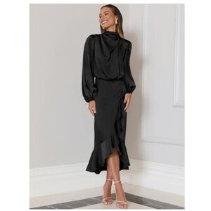 Elegant Black Maxi Dress